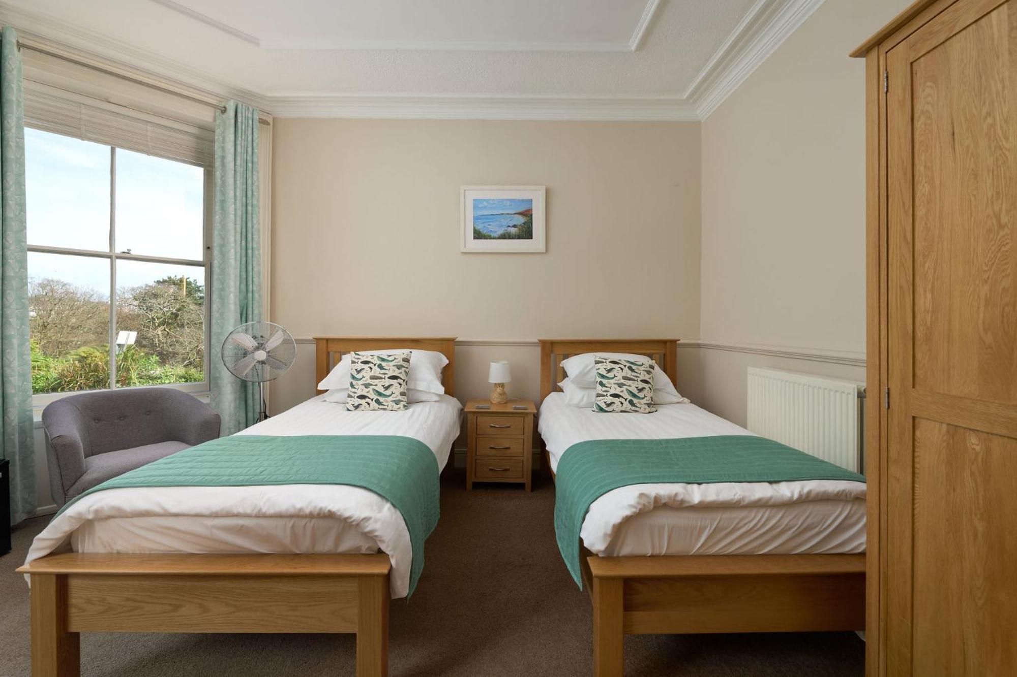 Hotel Epchris House à Ilfracombe Extérieur photo